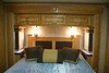 2005 Holiday Rambler Endeavor 40DST Class A Diesel Motorhome